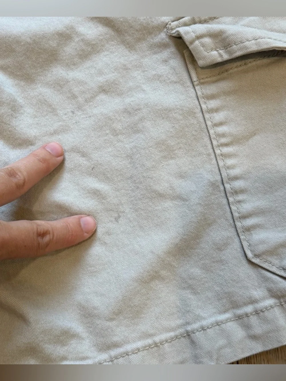 Old Navy boys cotton khaki cargo shorts size L 10/12